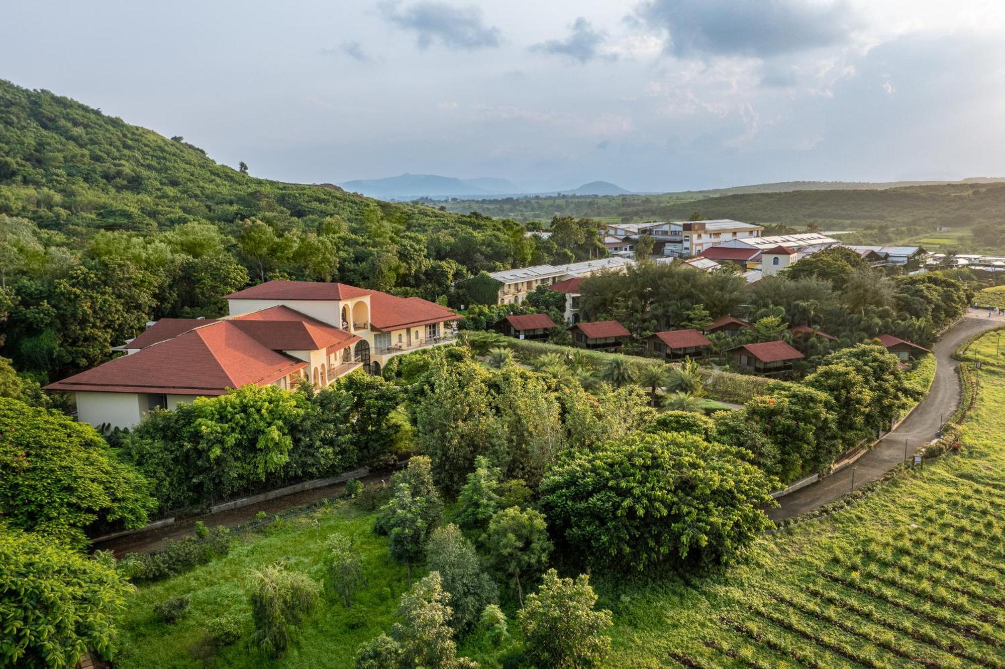 Hotel The Source At Sula Nashik Exterior foto